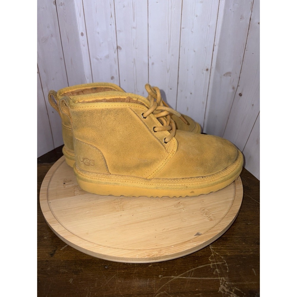 UGG Kids' Neumel II chukka boots in a bright yellow color Size Youth 3‎